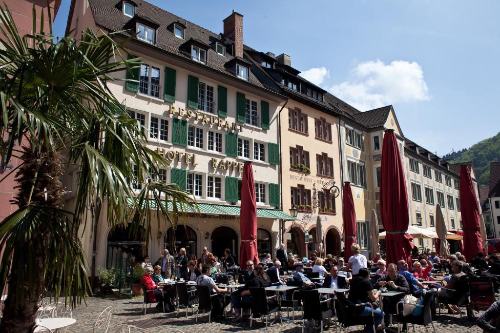 Hotel Rappen am Münsterplatz Freiburg im Breisgau Buitenkant foto