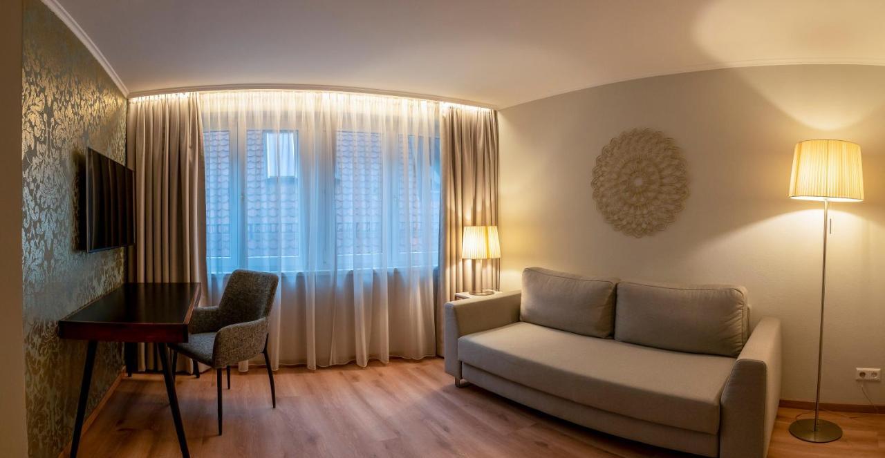 Hotel Rappen am Münsterplatz Freiburg im Breisgau Buitenkant foto