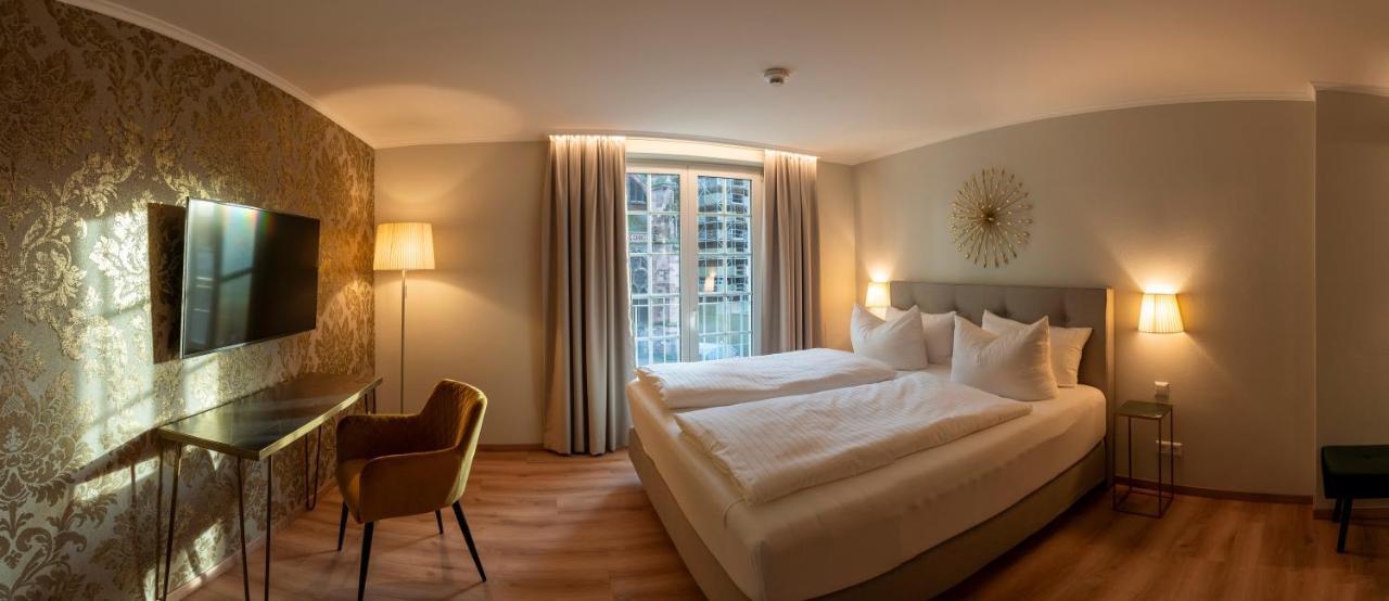 Hotel Rappen am Münsterplatz Freiburg im Breisgau Buitenkant foto