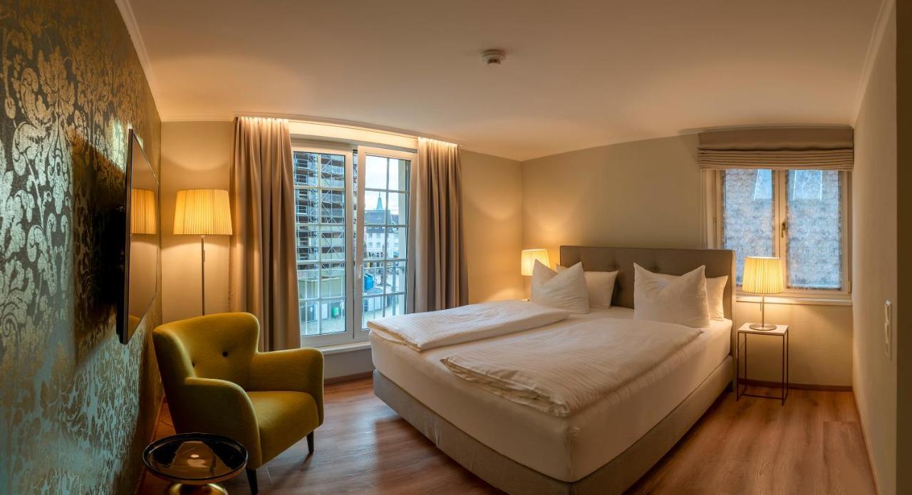 Hotel Rappen am Münsterplatz Freiburg im Breisgau Buitenkant foto