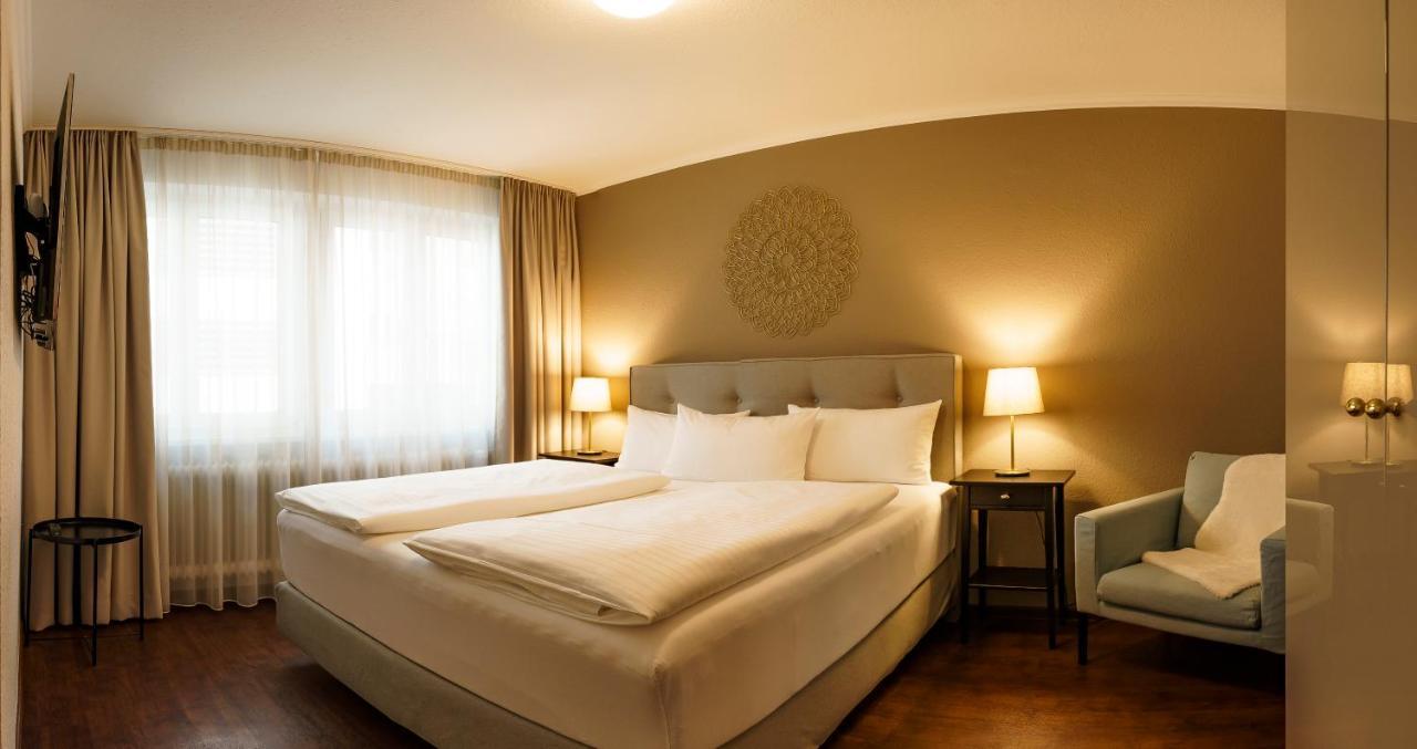 Hotel Rappen am Münsterplatz Freiburg im Breisgau Buitenkant foto